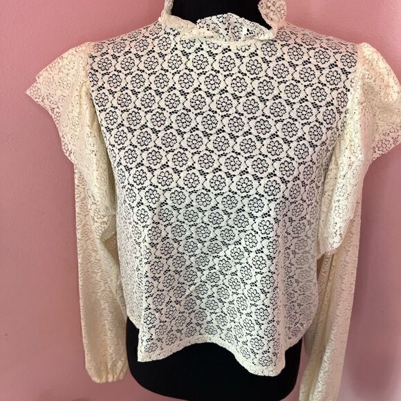 Zara Boho Lace Top with Ruffle Details Size M Great Condition - Picture 1 of 4